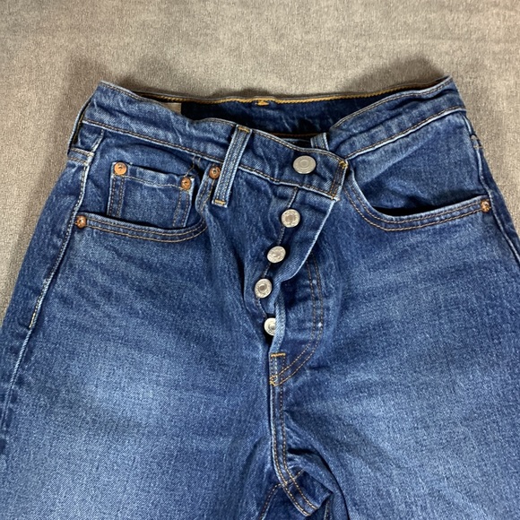 Women’s Skinny 501 Button Fly Levi’s Jeans - Picture 2 of 8